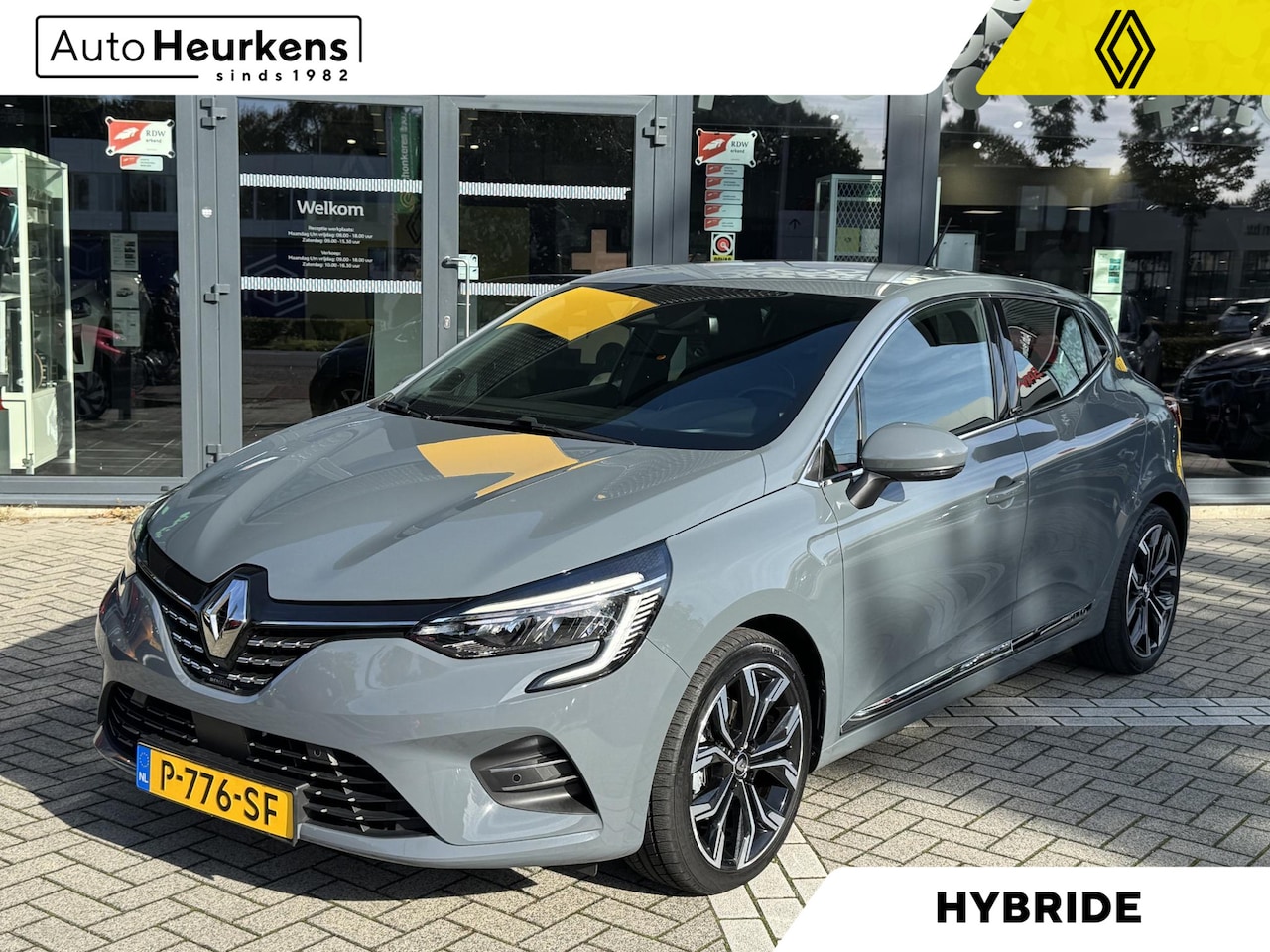 Renault Clio - E-Tech Hybrid 140 Intens | Automaat | Pack Style | - AutoWereld.nl