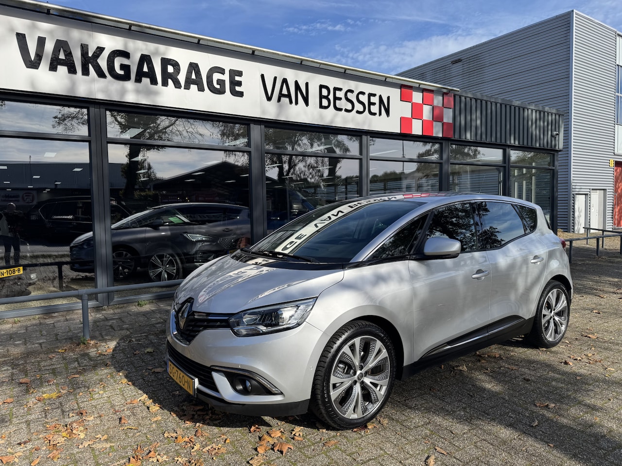 Renault Scénic - 1.3 TCe Intens AUTOMAAT-CLIMA-CAMERA - AutoWereld.nl