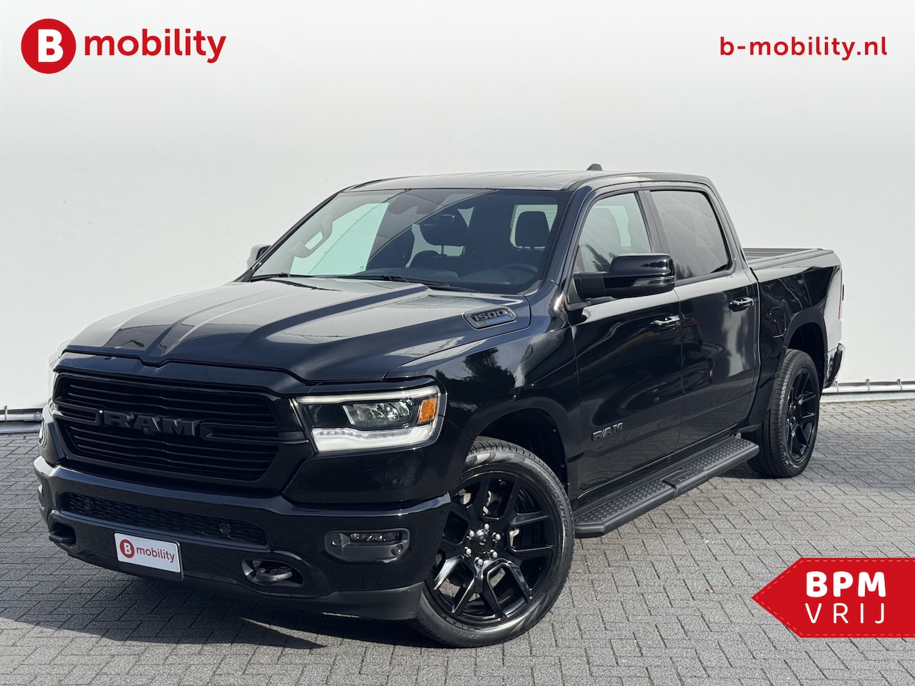 Dodge Ram 1500 - 5.7 V8 4x4 LPG Crew Cab Sport Trekhaak 3500kg | Achteruitrijcamera | DAB | Alpine | Apple - AutoWereld.nl