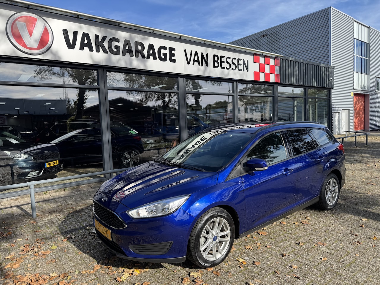 Ford Focus Wagon - 1.0 Trend NW D-RIEM-TREKHAAK-CRUISE - AutoWereld.nl