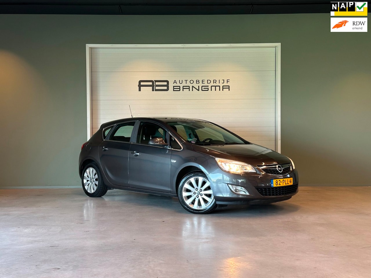 Opel Astra - 1.4 TURBO 5-DEURS COSMO-uitv|XENON|CLIMA AIRCO|CRUISECONTROL|TREKHAAK|LM-VELG|BLUETOOTH|nw - AutoWereld.nl