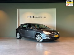 Opel Astra - 1.4 TURBO 5-DEURS COSMO-uitv|XENON|CLIMA AIRCO|CRUISECONTROL|TREKHAAK|LM-VELG|BLUETOOTH|nw
