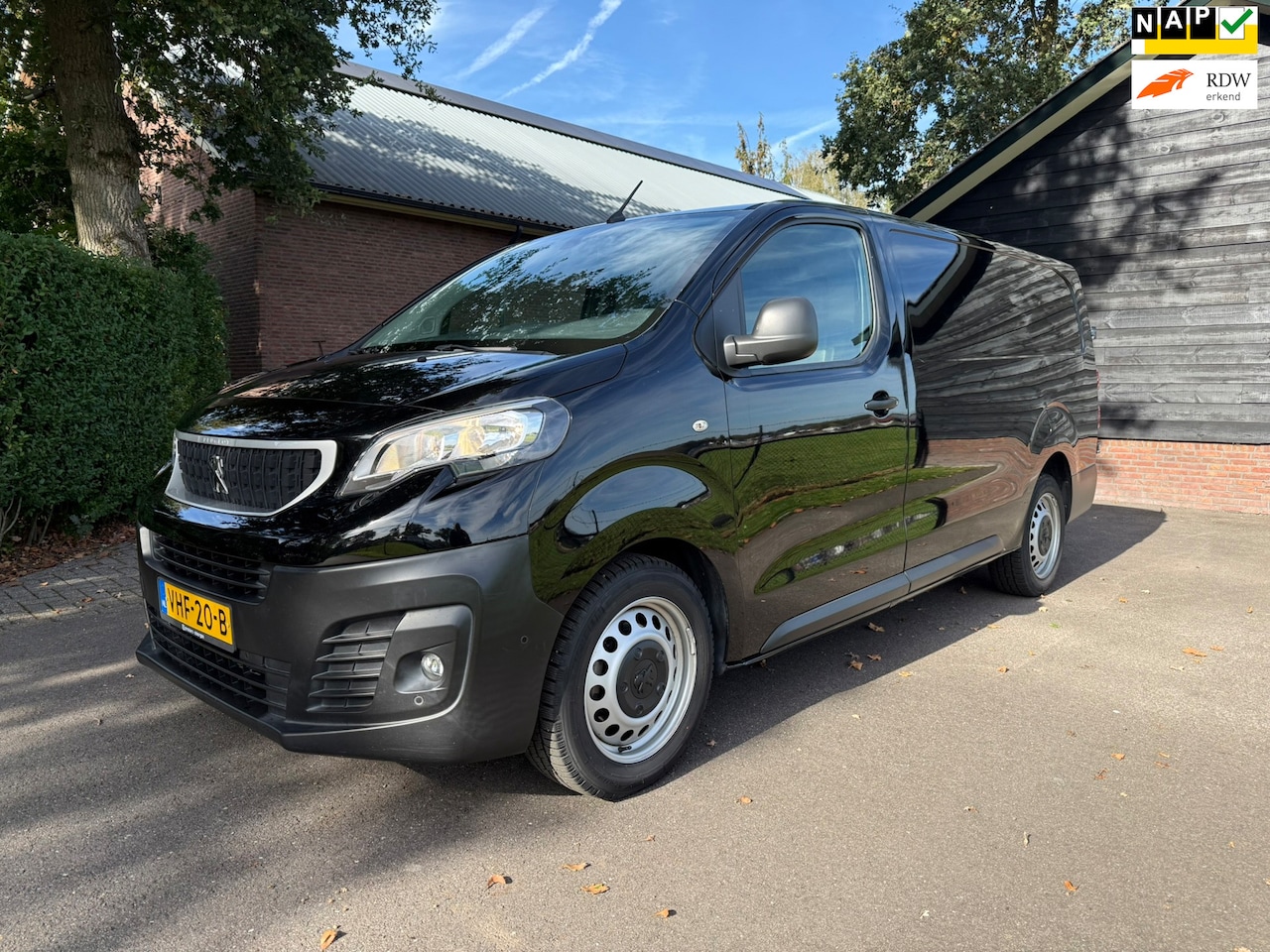 Peugeot Expert - 2.0 BlueHDI 120 Long Premium automaat - AutoWereld.nl