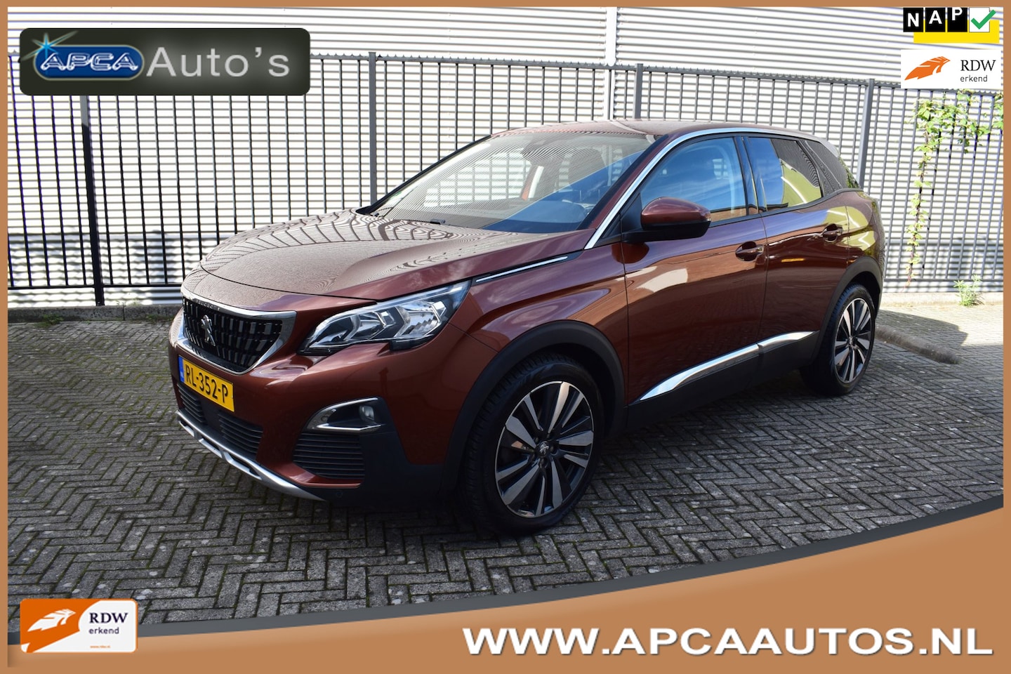 Peugeot 3008 - 1.2 PureTech Blue Lease Premium 6 mnd GARANTIE DealerOH Camera Adaptive Cruise Carplay Nav - AutoWereld.nl