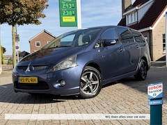 Mitsubishi Grandis - 2.4 16V Intense / Automaat/ 7Persoons / Trekhaak / Cruise / Clima / Lichtmetaal