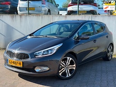 Kia Cee'd - 1.6 GDI BusinessLine/NAVI/CAMERA/28741 KM NAP/DEALER ONDERHOUDEN/1STE EIGENAAR/