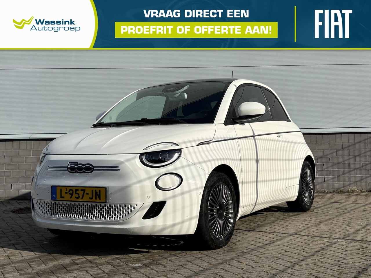Fiat 500e - Icon 42 kWh | Panoramadak | Camera | Stoelverwarming | Navigatie | Carplay | Cruise Contro - AutoWereld.nl