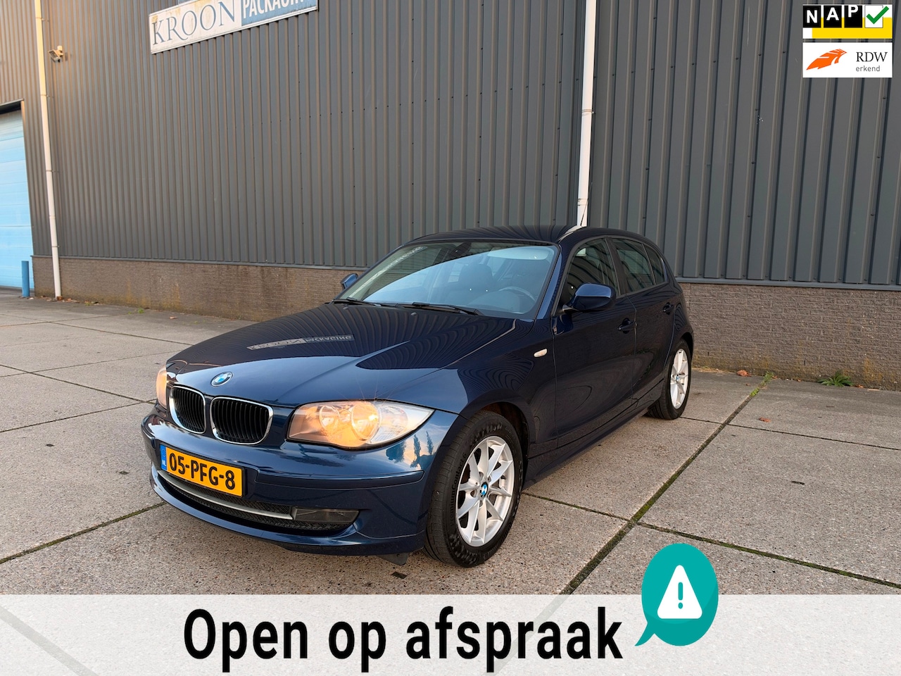 BMW 1-serie - 118i Business Line FACELIFT/NAP/KTNG VRVNG/BOEKJES - AutoWereld.nl