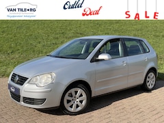 Volkswagen Polo - 1.4-16V Turijn Inruildeal | Meeneemprijs | 15'' LMV met All-Season banden | Climactic met