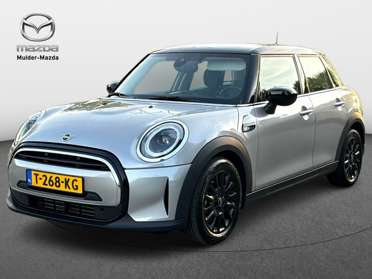 MINI 5-Deurs - 1.5 Cooper Camden - AutoWereld.nl