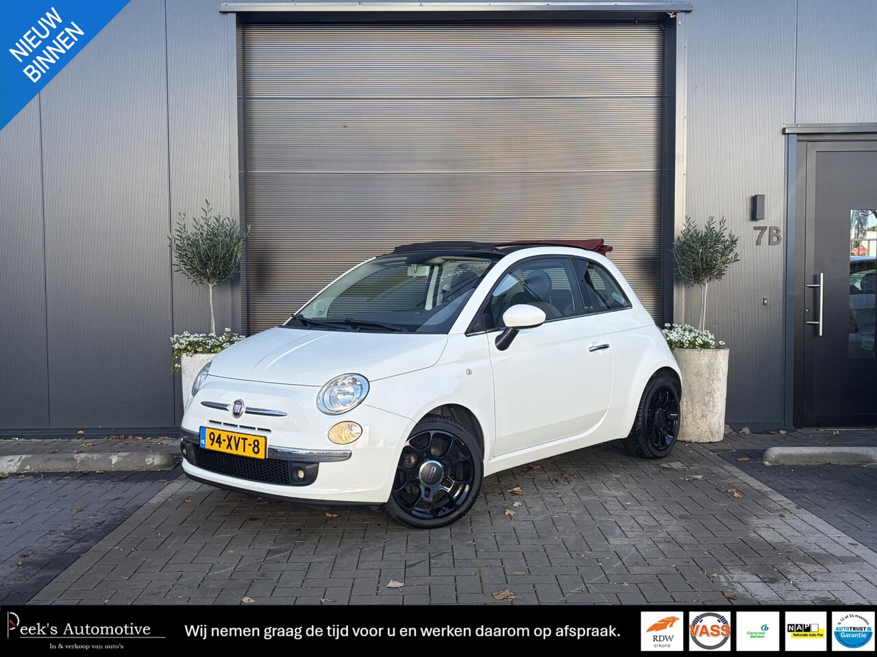Fiat 500 C - 0.9 TwinAir Lounge | Airco | Cabrio | Parkeersensoren | Premium Audio | 16 Inch lichtmetaa - AutoWereld.nl