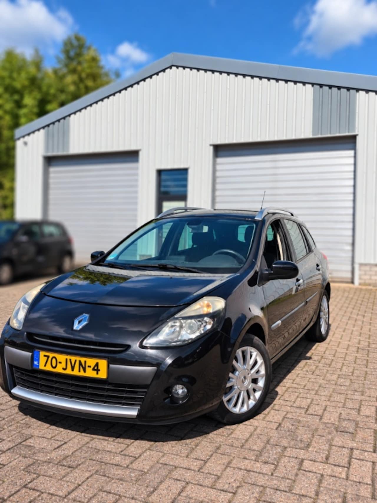 Renault Clio Estate - 1.2 TCE Dynamique | Airco | Parkeer sensoren | Cruise controle | Navigatie systeem | Iso f - AutoWereld.nl