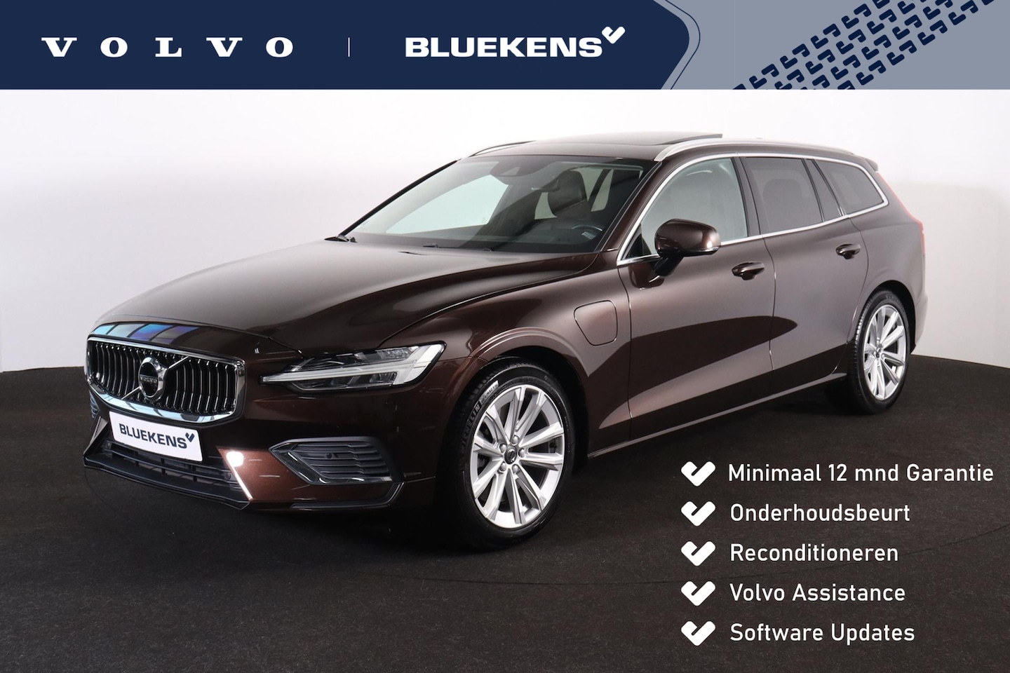 Volvo V60 - T8 Recharge AWD Inscription - Panorama/schuifdak - Parkeercamera achter - Verwarmde voorst - AutoWereld.nl