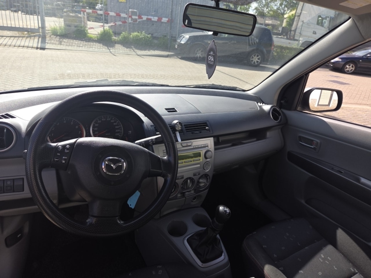 Mazda 2 - 1.4 Exclusive Airco | 5 DRS | multifunc stuur | lage KM stand | APK - AutoWereld.nl