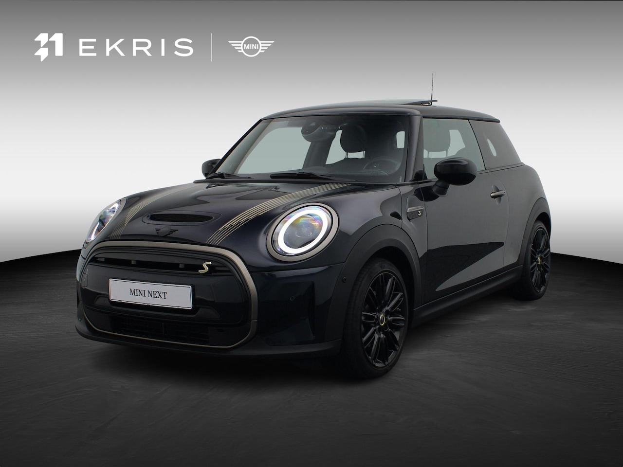 MINI Electric - Resolute Edition + Stuurwielrand verwarmd + Panoramadak + Extra Getint Glas Achter + Harma - AutoWereld.nl