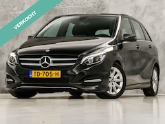 Mercedes-Benz B-klasse - 180 Sport Automaat (GROOT NAVI, CAMERA, STOELVERWARMING, ZWART HEMEL, SPORTSTOELEN, CRUISE