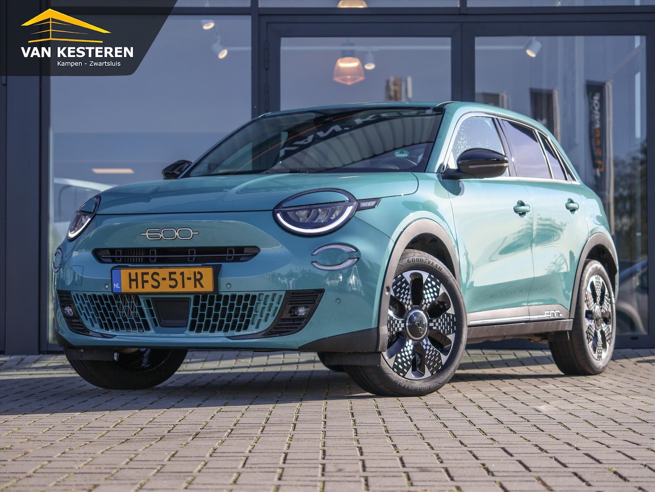 Fiat 600 - 1.2 Hybrid Turbo Charged 110 pk Aut La Prima | Cam. | Leer | El. Achterkl. | Stoelverw. | - AutoWereld.nl