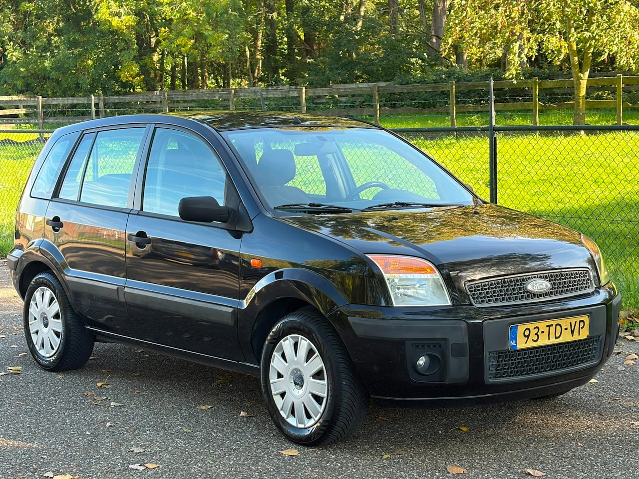 Ford Fusion - 1.4-16V Champion /NW APK/ - AutoWereld.nl
