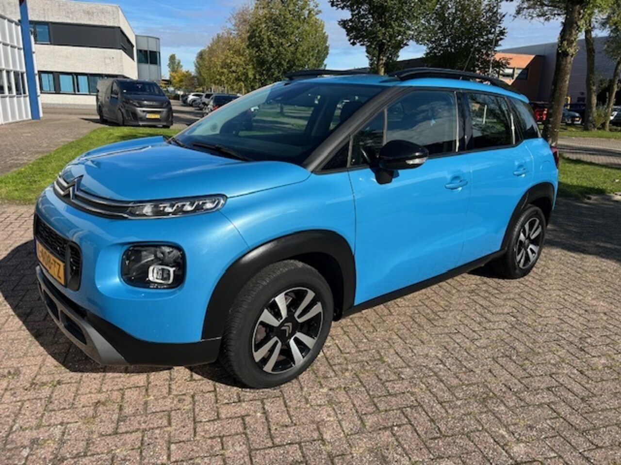 Citroën C3 Aircross - 1.2 PT S&S Shine CARPLAY PDC NAVI CRUISE - AutoWereld.nl