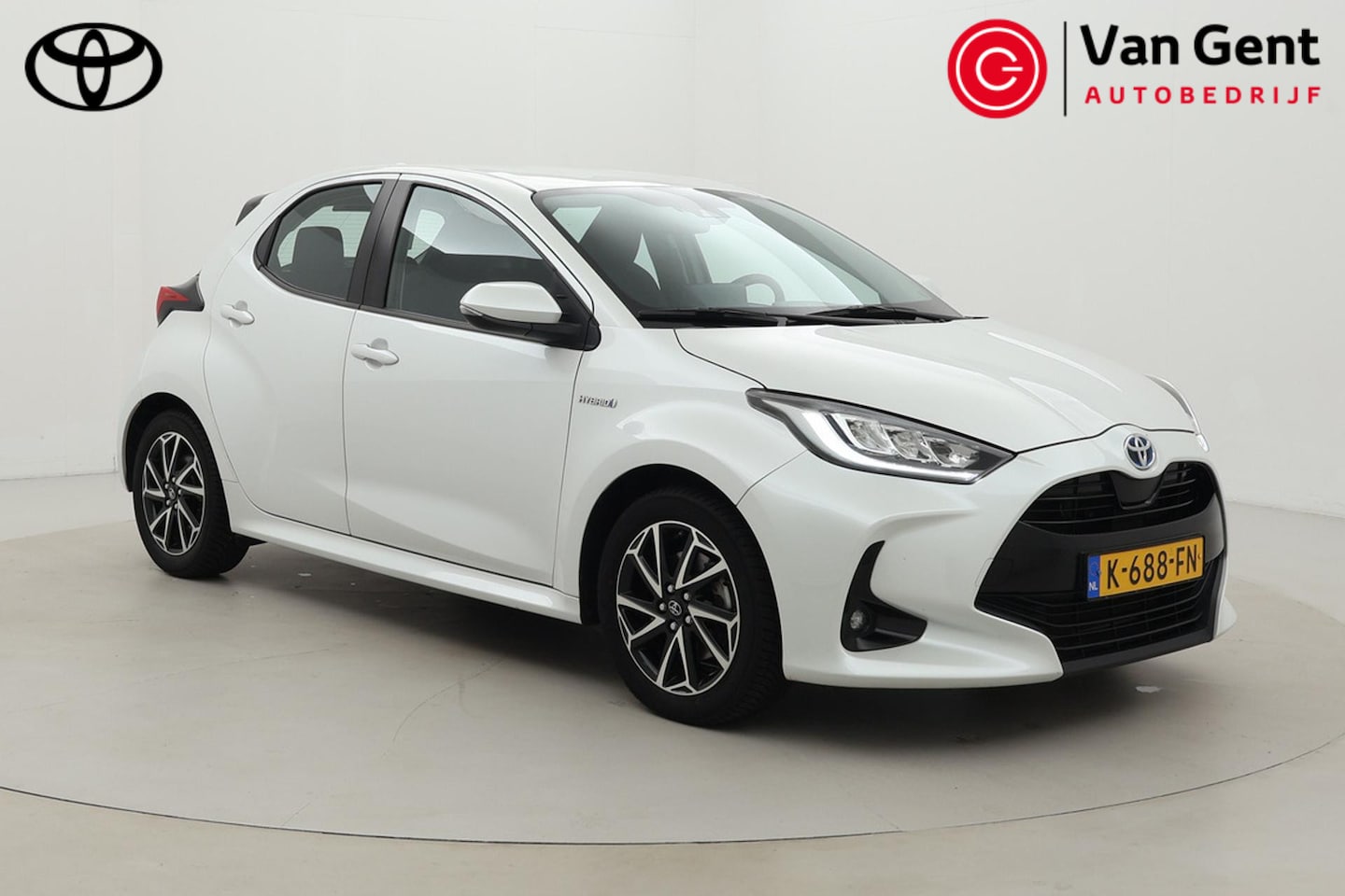 Toyota Yaris - 1.5 Hybrid Dynamic | Apple Carplay / Android Auto | Keyless | Adaptive Cruise | Clima | Ca - AutoWereld.nl