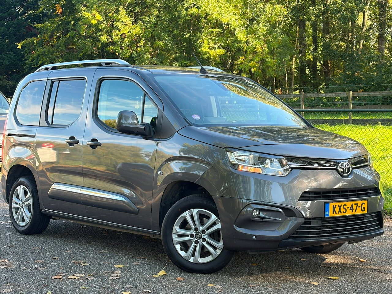 Toyota ProAce City Verso - 1.2 Turbo Active /Carplay/Navi/Camera/ - AutoWereld.nl