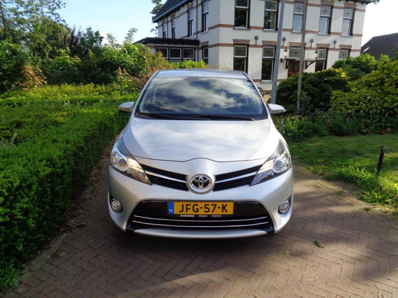 Toyota Verso - 1.8 VVT-i Business 1.8 VVT-i Business - AutoWereld.nl