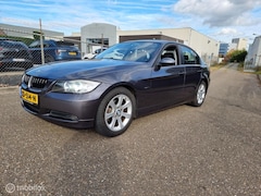 BMW 3-serie - 318i Business Line