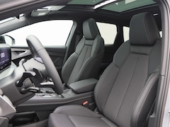 Audi Q4 e-tron - S edition performance 82 kWh | Privacy glas | 21 inch velgen | Panoramadak | Zwart optiek