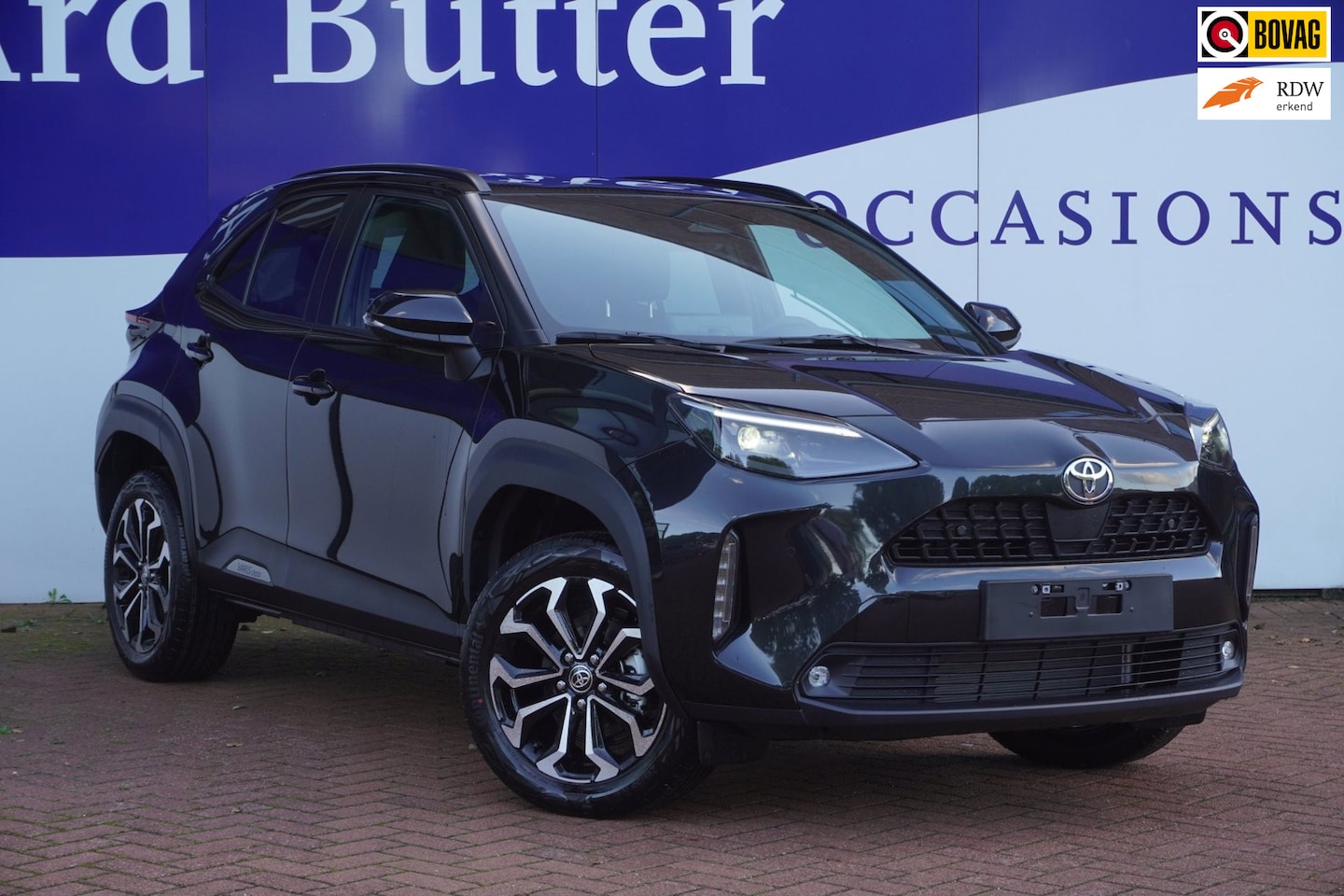 Toyota Yaris Cross - 1.5 Hybrid 130 Dynamic / NIEUW! / Winter&SafetyPakket / Stoel&Stuurverw. / 10,5 Inch Scher - AutoWereld.nl