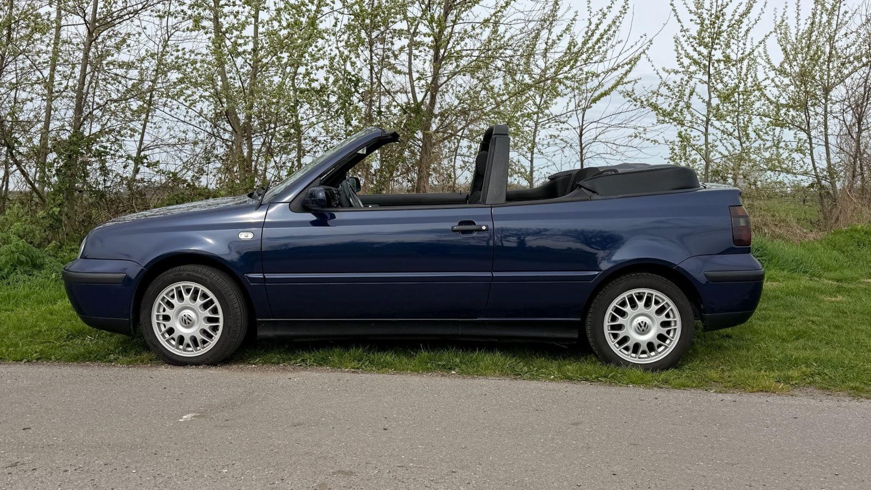 Volkswagen Golf Cabriolet - 1.8 Trendline Nette Cabriolet met slechts 153000KM!!