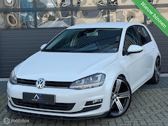 Volkswagen Golf - 1.4 TSI ACT Highline | Stoelverw | ACC | Clim