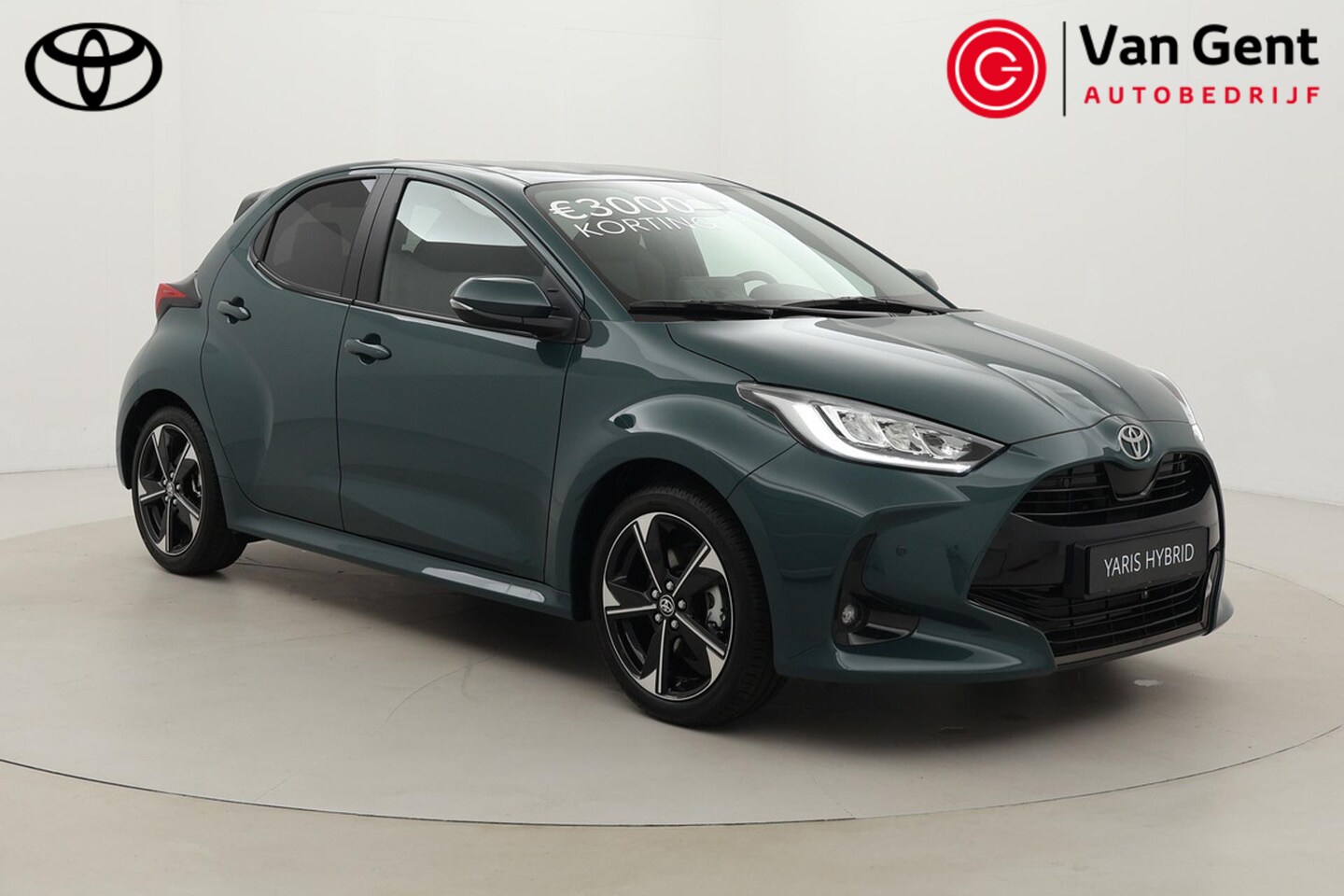 Toyota Yaris - 1.5 Hybrid 130 Executive | €3.000,- Korting | Dodehoek detectie | Stoel-/stuurverwarming | - AutoWereld.nl