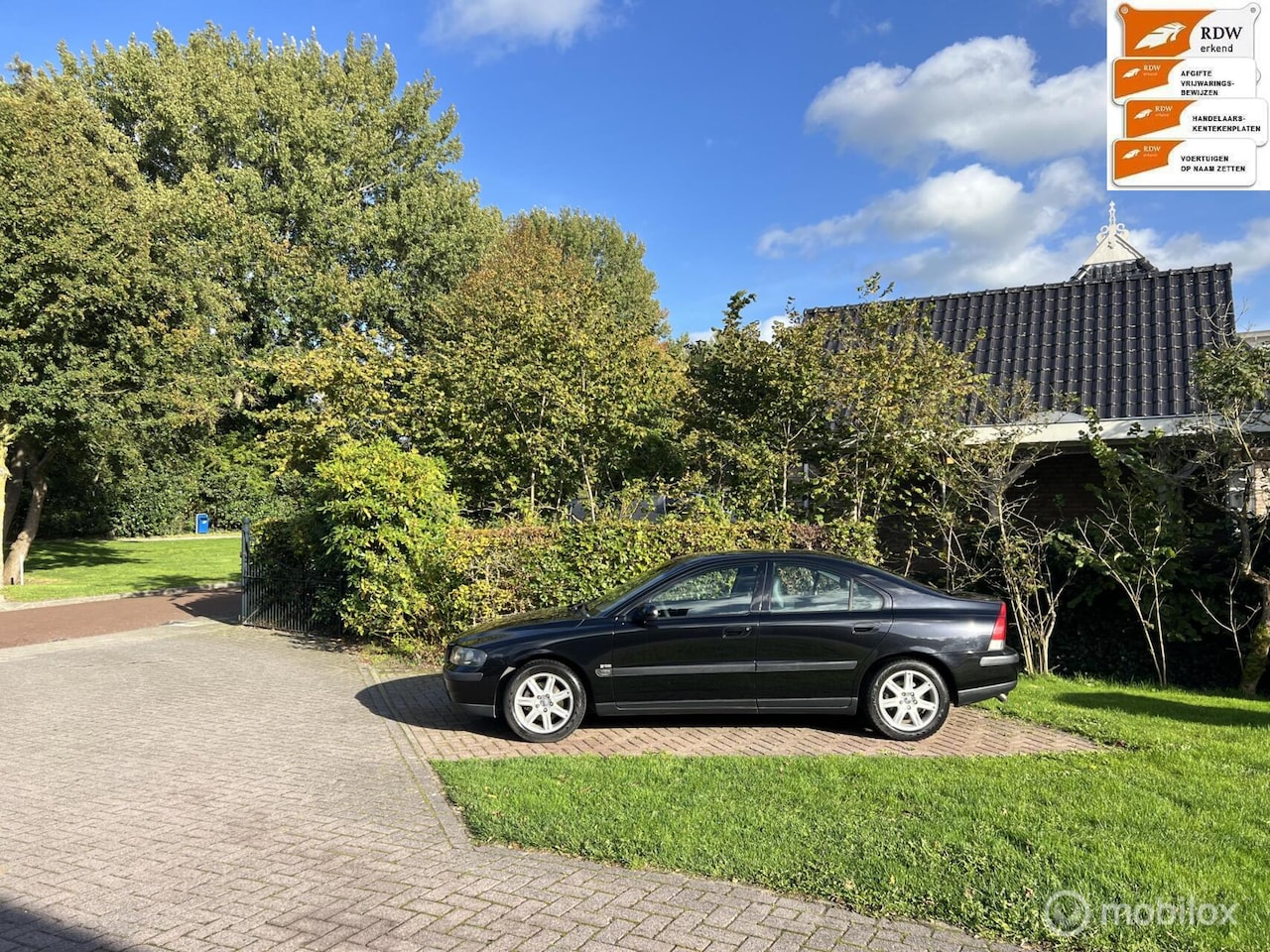 Volvo S60 - 2.4 D5/163pk Edition bj 2003 - AutoWereld.nl
