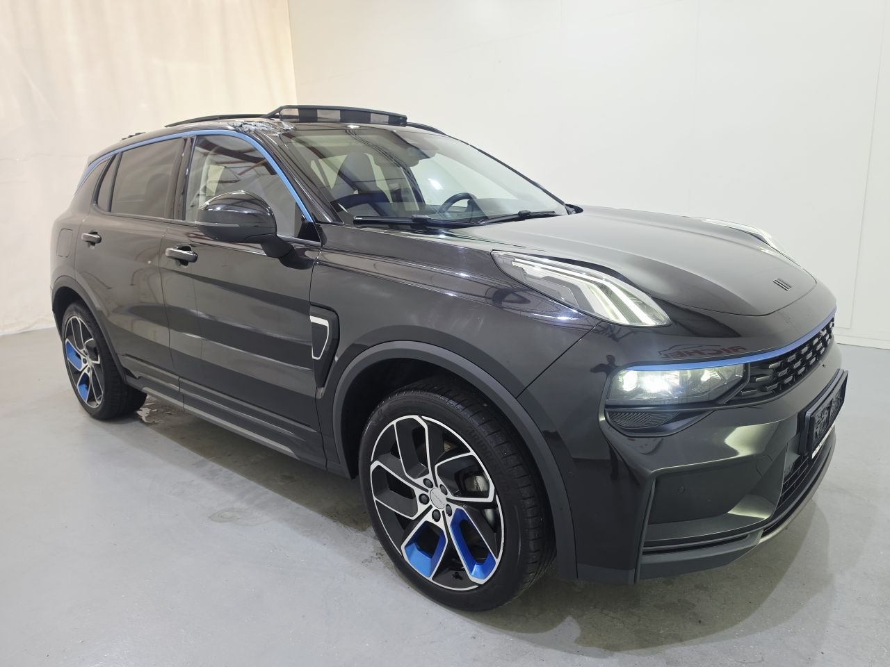 Lynk & Co 01 - 1.5 More PHEV Pano Navi - AutoWereld.nl