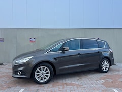 Ford S-Max - 1.5 Titanium 7p. Climate C, Cruise C, Navigatie, Afn.Trekhaak