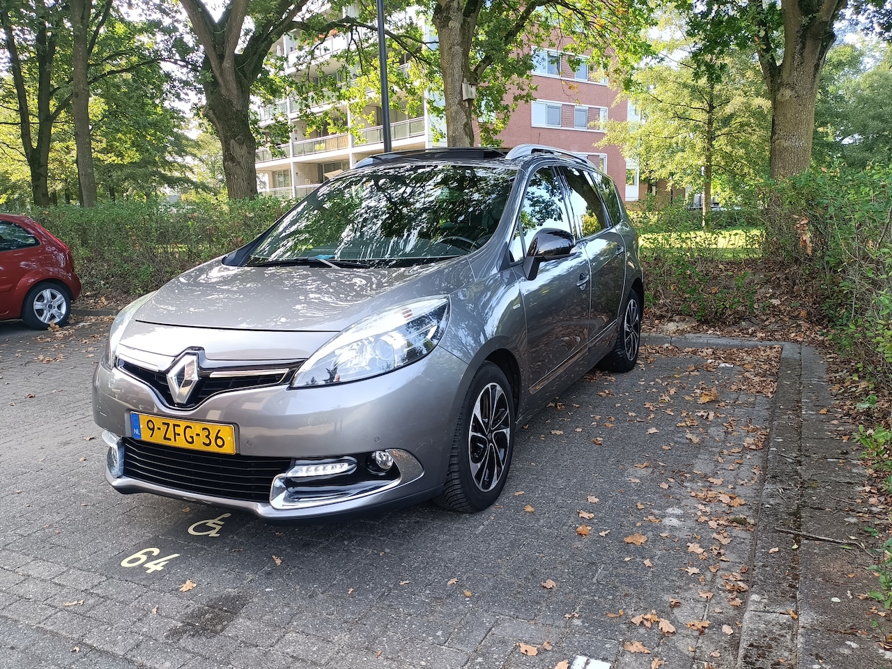 Renault Grand Scénic - 1.2 TCe Bose 7p. - AutoWereld.nl