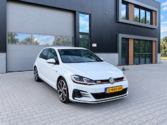 Volkswagen Golf - 2.0 TSI GTI Performance DSG | ACC | Lane | Facelift | 19 inch velgen