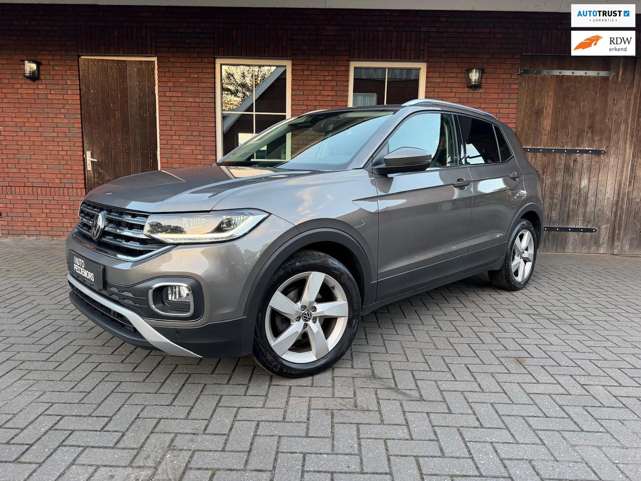 Volkswagen T-Cross - 1.0 TSI Style Automaat| Trekhaak| ACC| Camera| LED - AutoWereld.nl