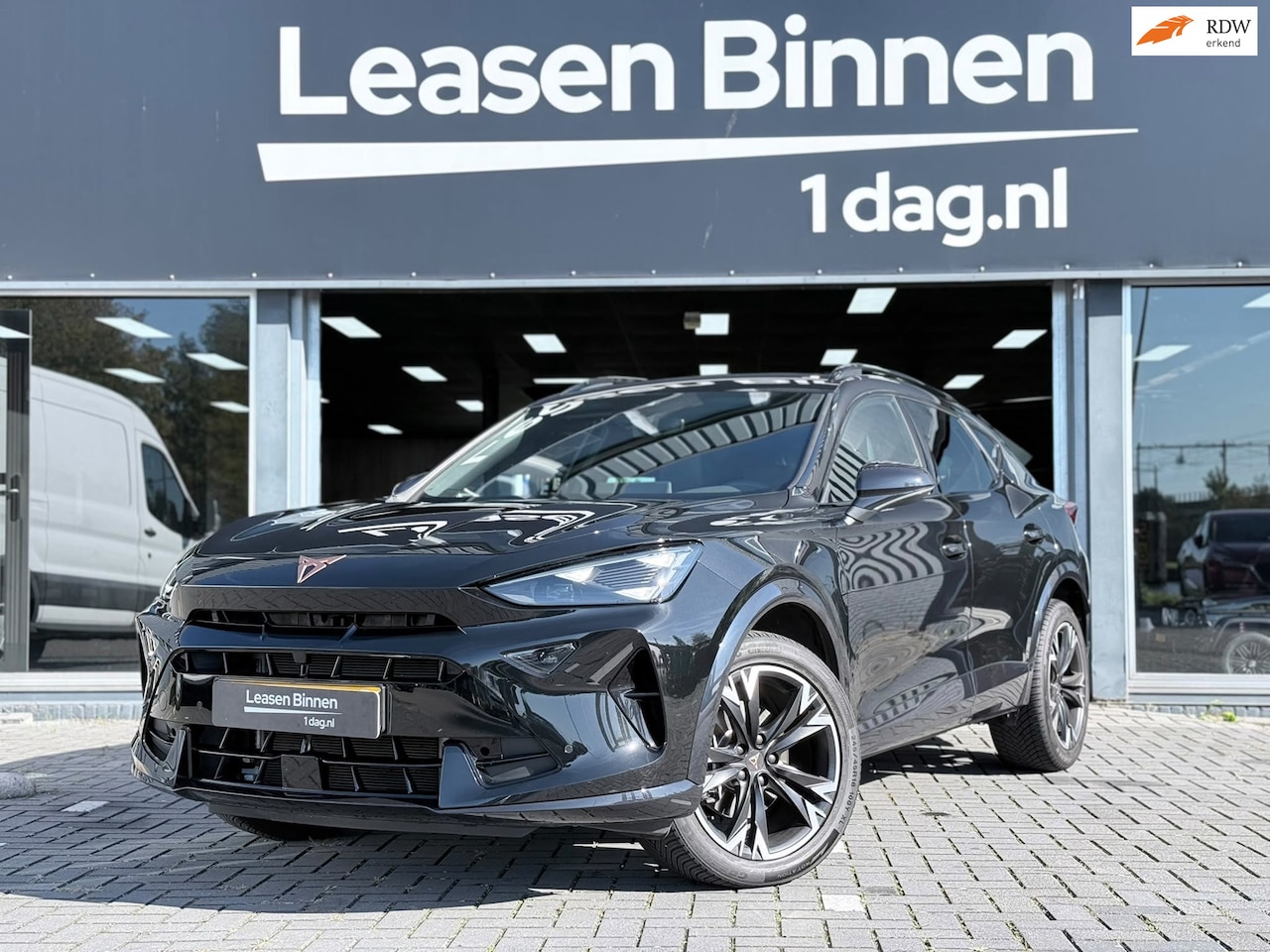CUPRA Formentor - 1.5 TSI e-Hybrid Business VZ Keyless|Dodehoek|Sfeerverlichting - AutoWereld.nl