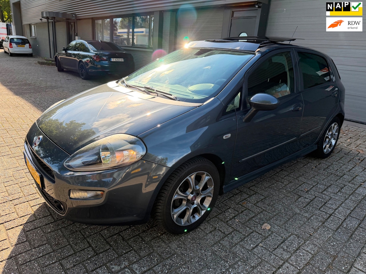 Fiat Punto Evo - 1.3 M-Jet Lounge 1.3 M-Jet Lounge - AutoWereld.nl