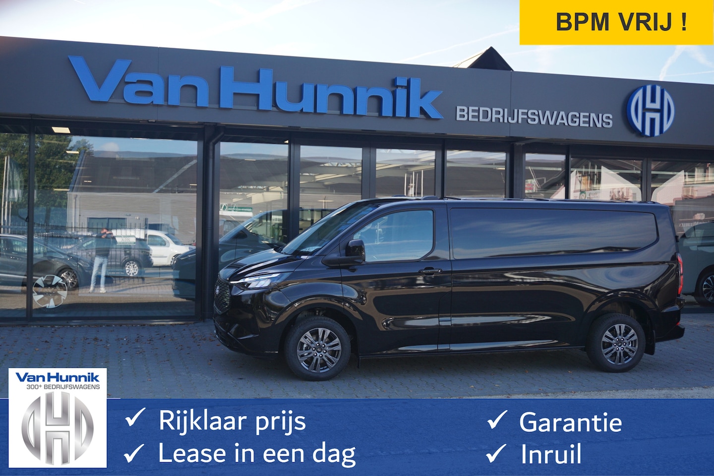 Ford Transit Custom - E-Transit 340L 218PK 71KWH Limited Elektrisch AUT BPM VRIJ!! Navi, ACC, 360° Cam, 17" LM!! - AutoWereld.nl