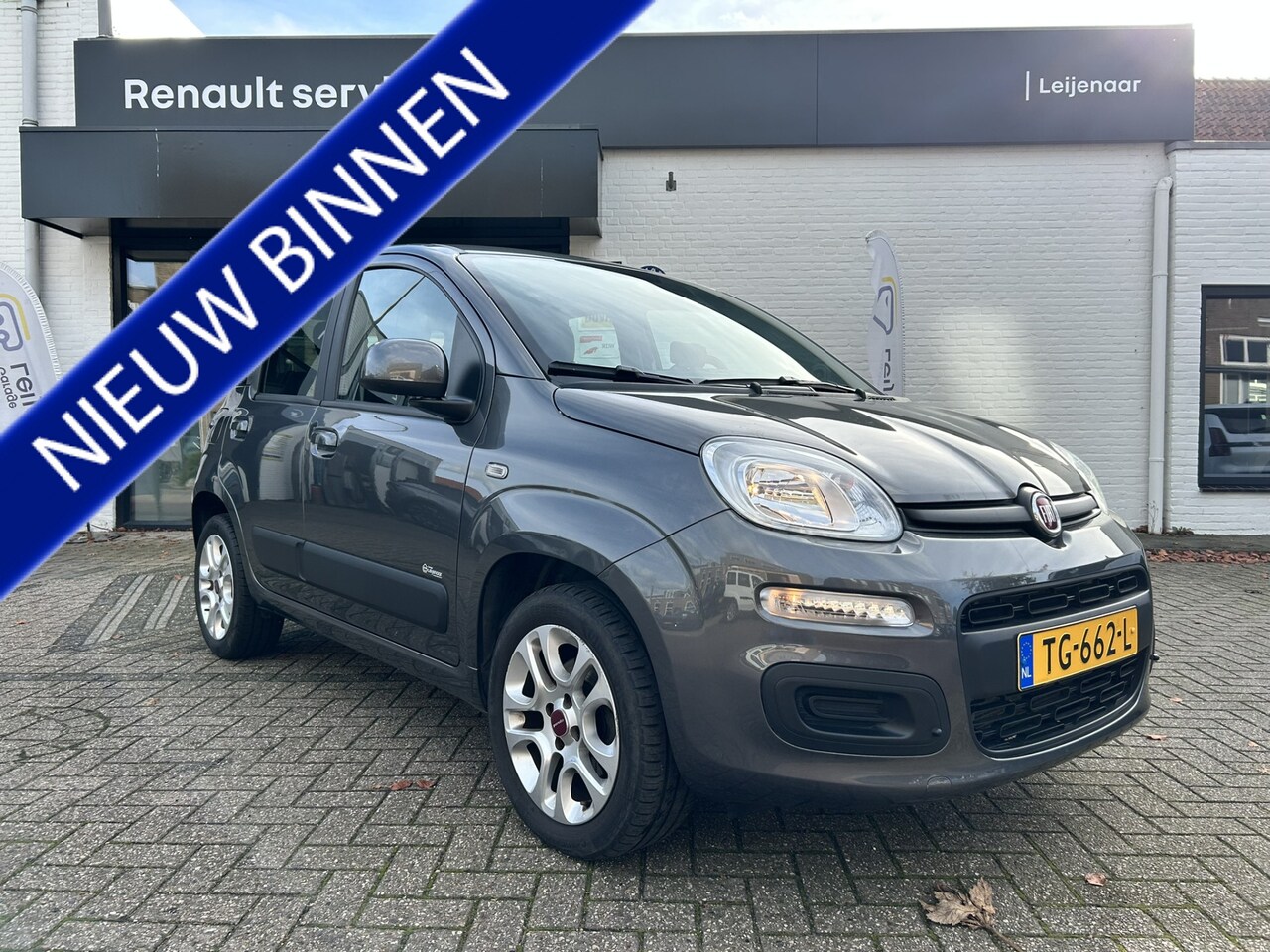 Fiat Panda - 0.9 TwinAir Lounge | Parkeersensoren | Airco | AUTOMAAT | Bluetooth - AutoWereld.nl