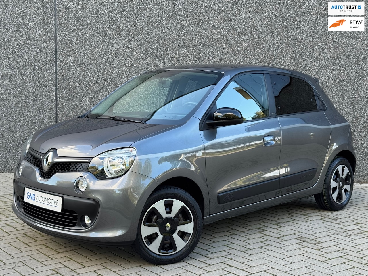 Renault Twingo - 1.0 SCe Limited | Parkeersensoren | Airco | Speed Limiter | Elektrische Ramen - AutoWereld.nl