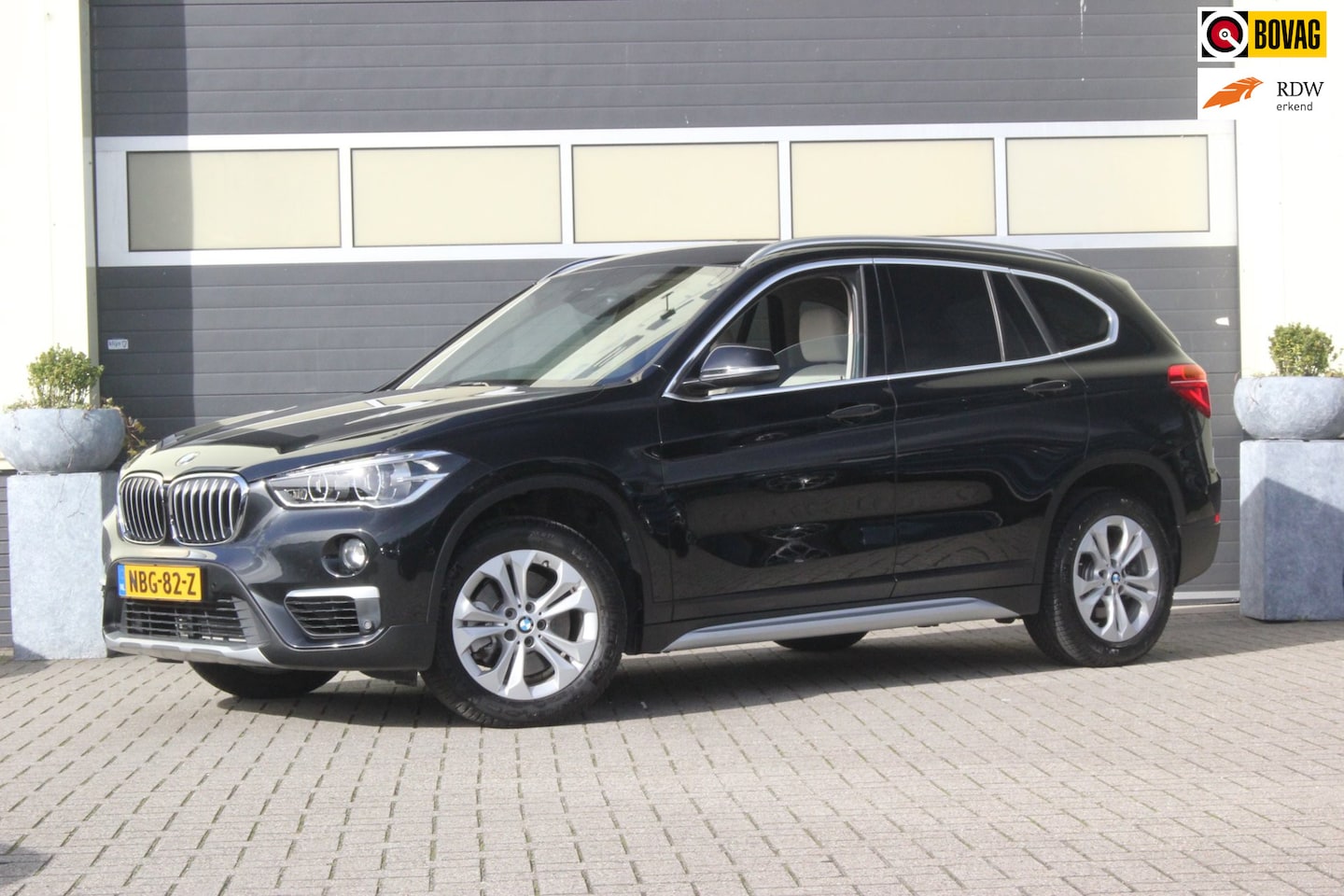 BMW X1 - sDrive20i High Executive SDrive20i High Executive - AutoWereld.nl