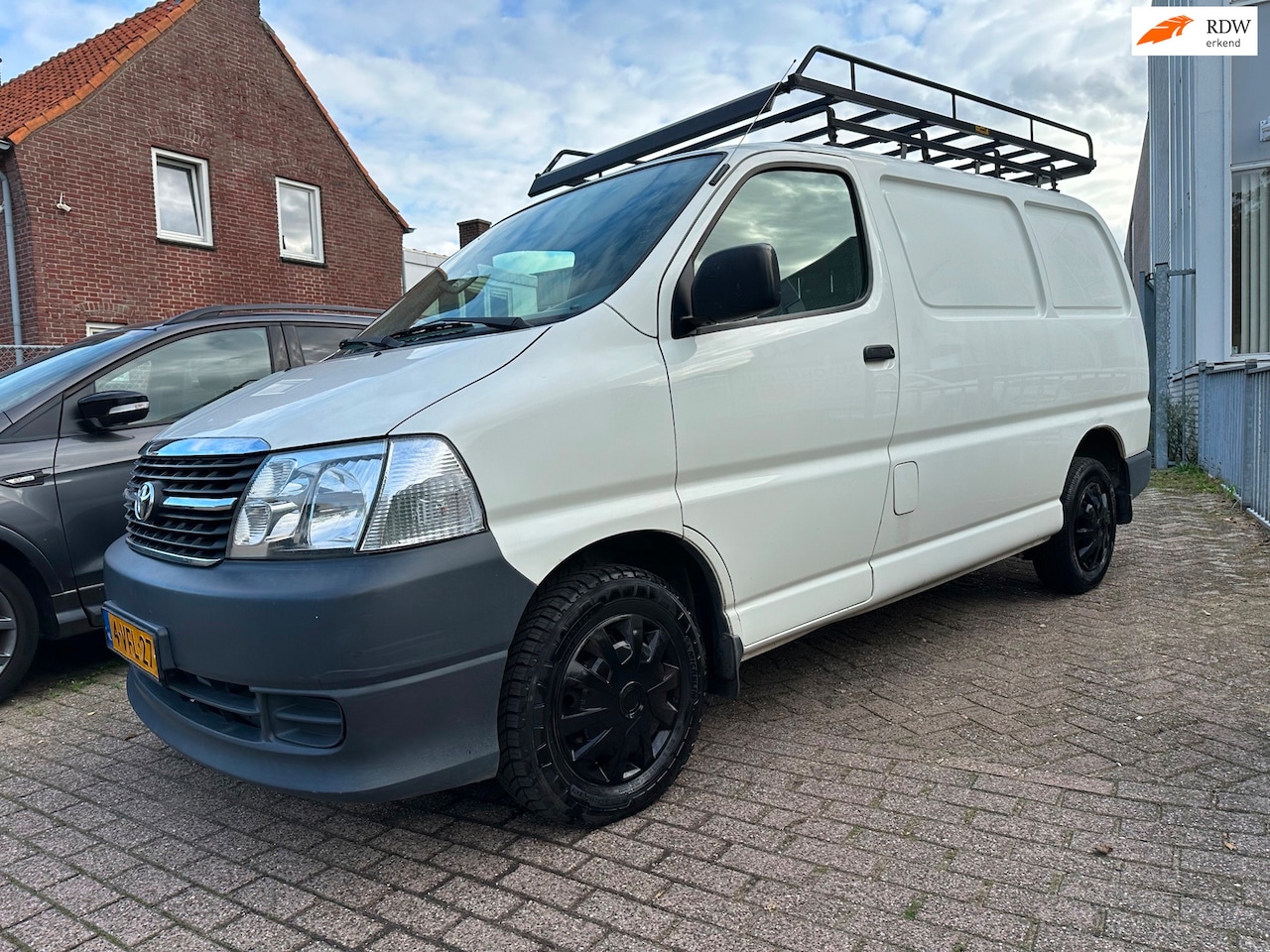 Toyota HiAce - 2.5 D-4D KWB Comfort 2.5 D-4D KWB Comfort - AutoWereld.nl