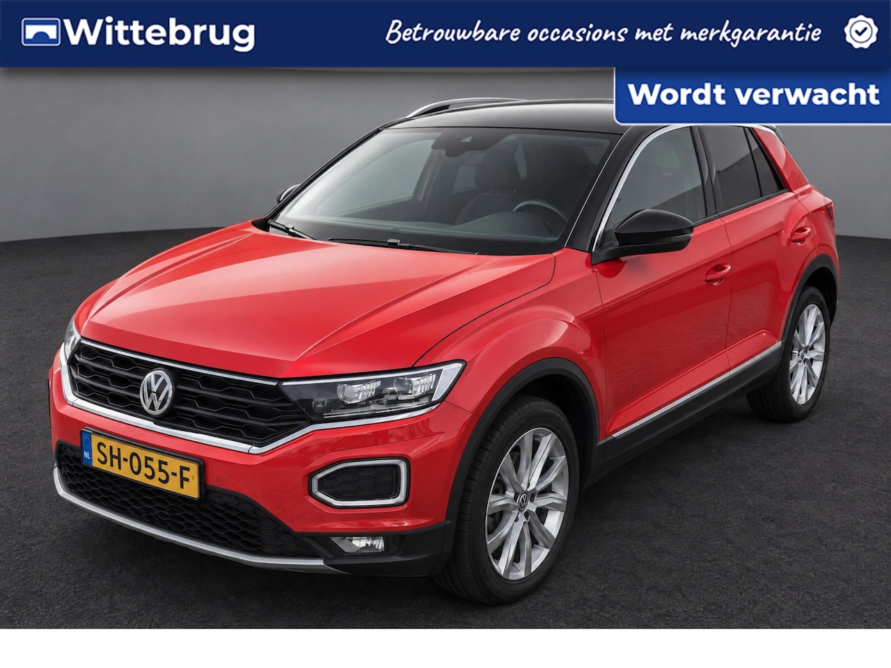 Volkswagen T-Roc - 1.5 TSI Sport / Digitaal dashboard / Camera / Navigatie / App connect / Trekhaak / - AutoWereld.nl