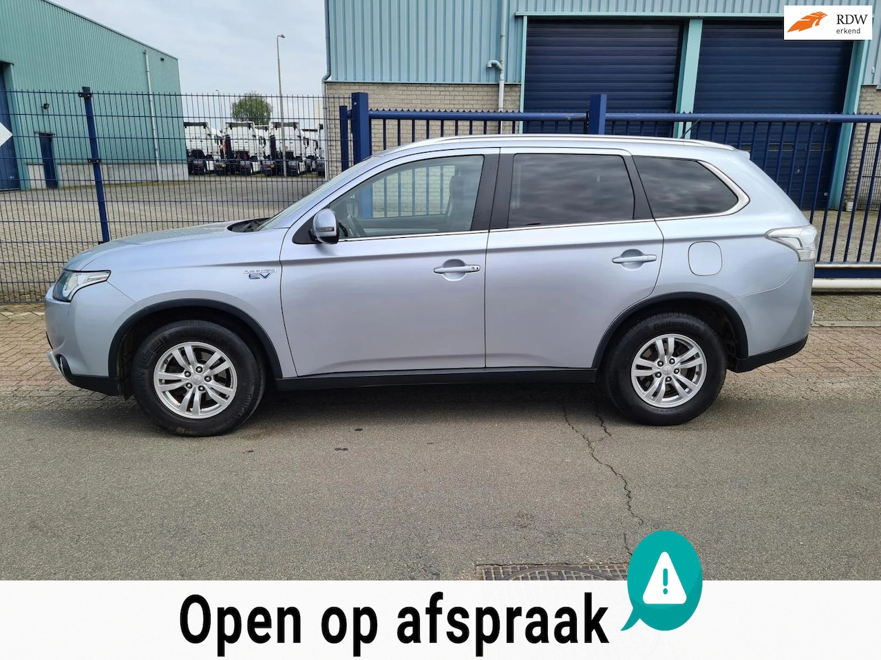 Mitsubishi Outlander - 2.0 PHEV AWD Hybride AUT.*ACTIEPRIJS!! - AutoWereld.nl