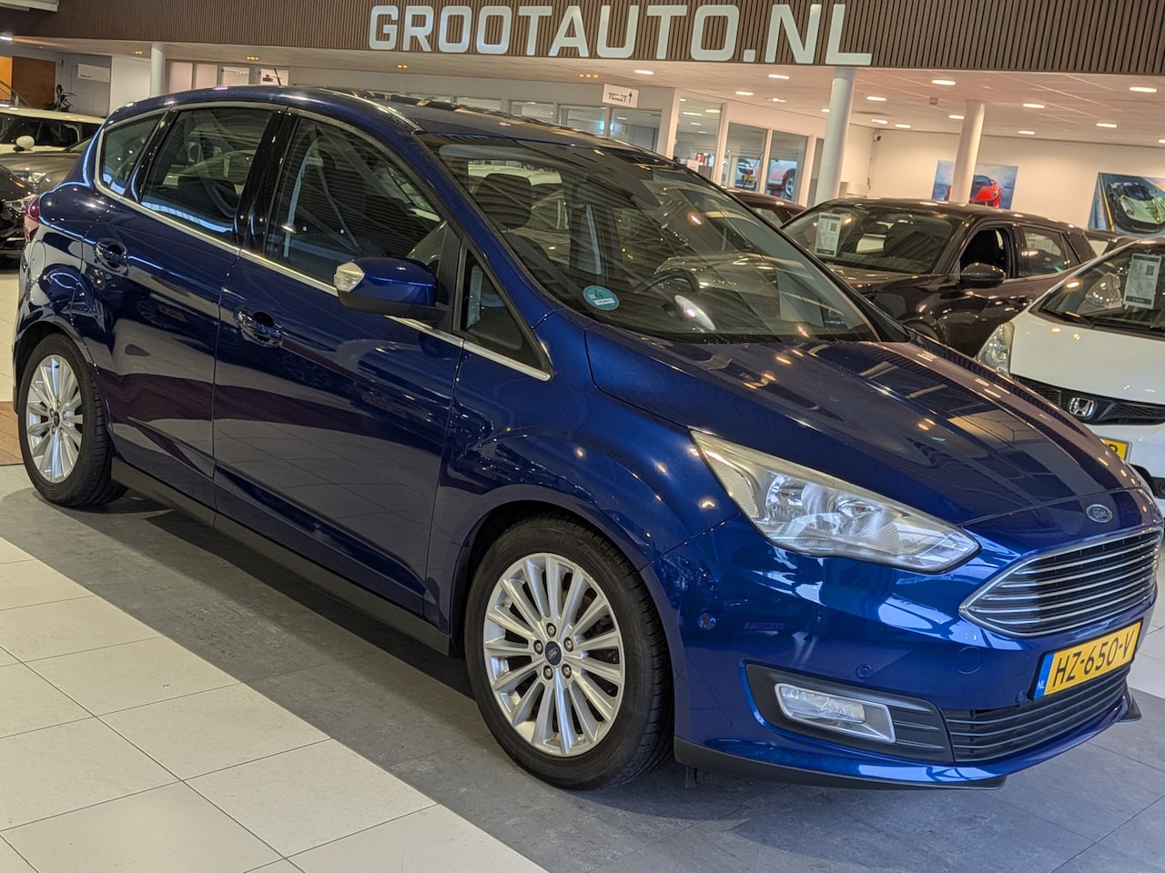 Ford C-Max - 1.0 Titanium Trekhaak, Start/Stop Systeem, Cruise Control - AutoWereld.nl