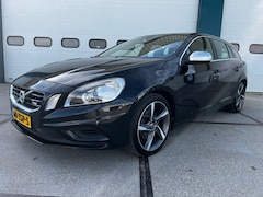 Volvo V60 - 1.6 T3 R-Design