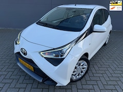 Toyota Aygo - 1.0 VVT-i x-play*CAMERA*NAVI*ELKT-RAAM*AIRCO*APK*NAP